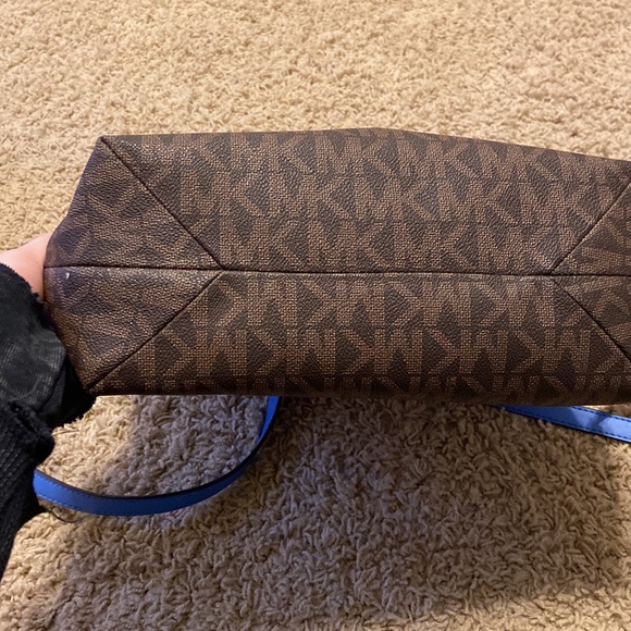 Im selling a Brown and Blue Michael Kors backpack bag! - Picture 6 of 7